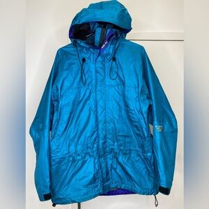 Vintage Mountain Hardwear Goretex Adventure Rain/Wind Resistant Jacket Medium